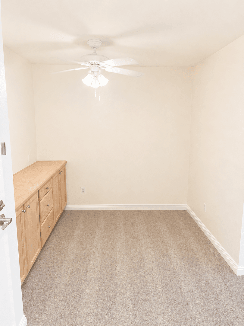 San Diego Condo: 4860 Rolando Court