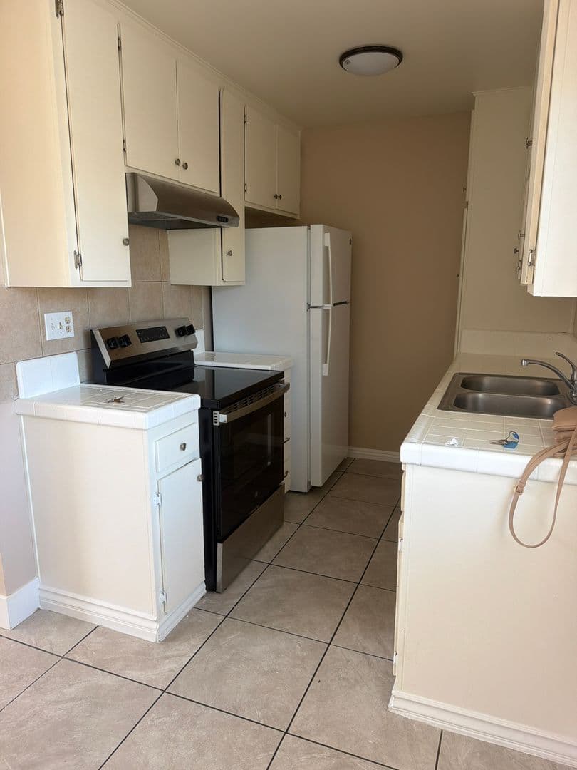 San Diego Apartment: 4049 36th Street