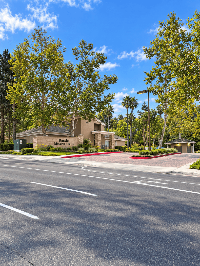 San Diego Condo: 7653 Mission Gorge Road #50