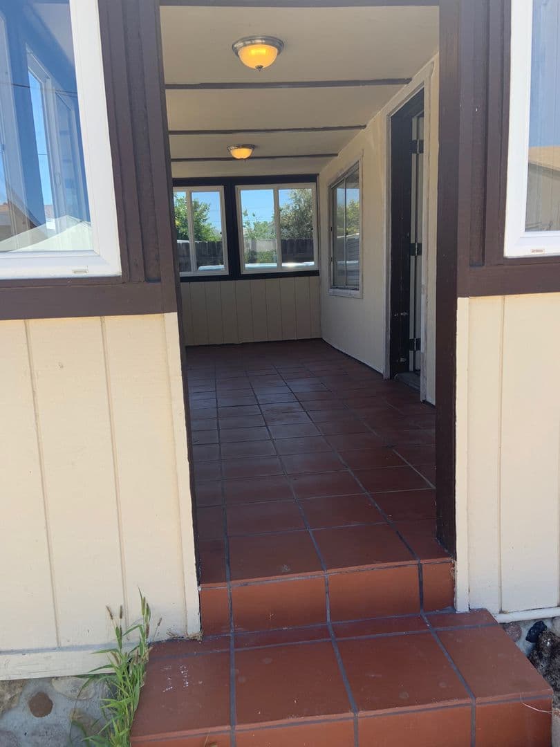 El Cajon Apartment: 1467-1469 Marline Avenue