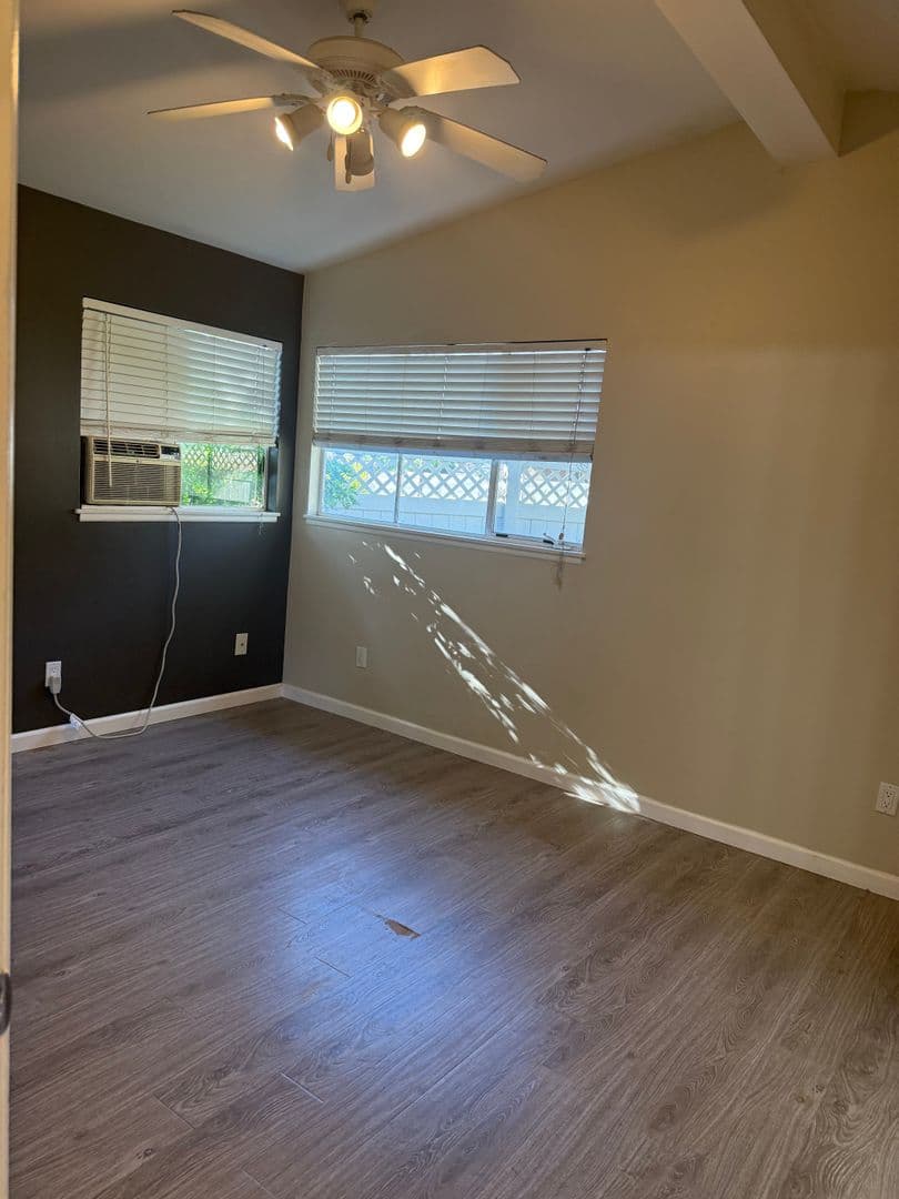 El Cajon House: 565 Pepper Drive