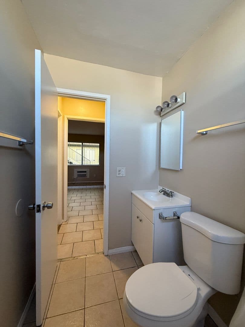 El Cajon Apartment: 541 North 1st Street