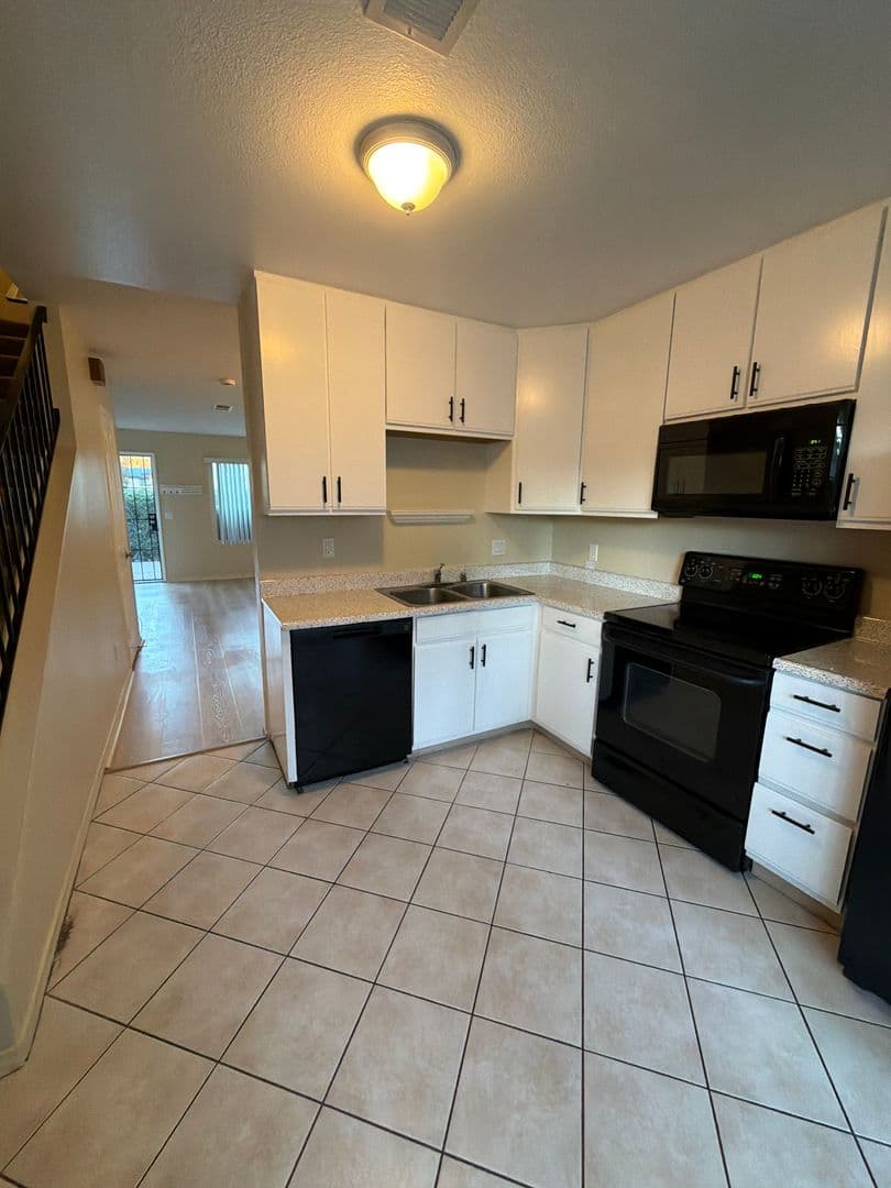 Santee Townhome: 10142 Peaceful Court