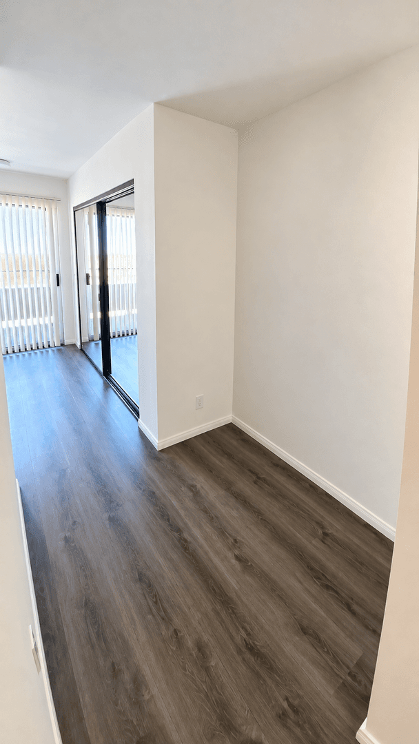 San Diego Apartment: 4110 3rd Avenue