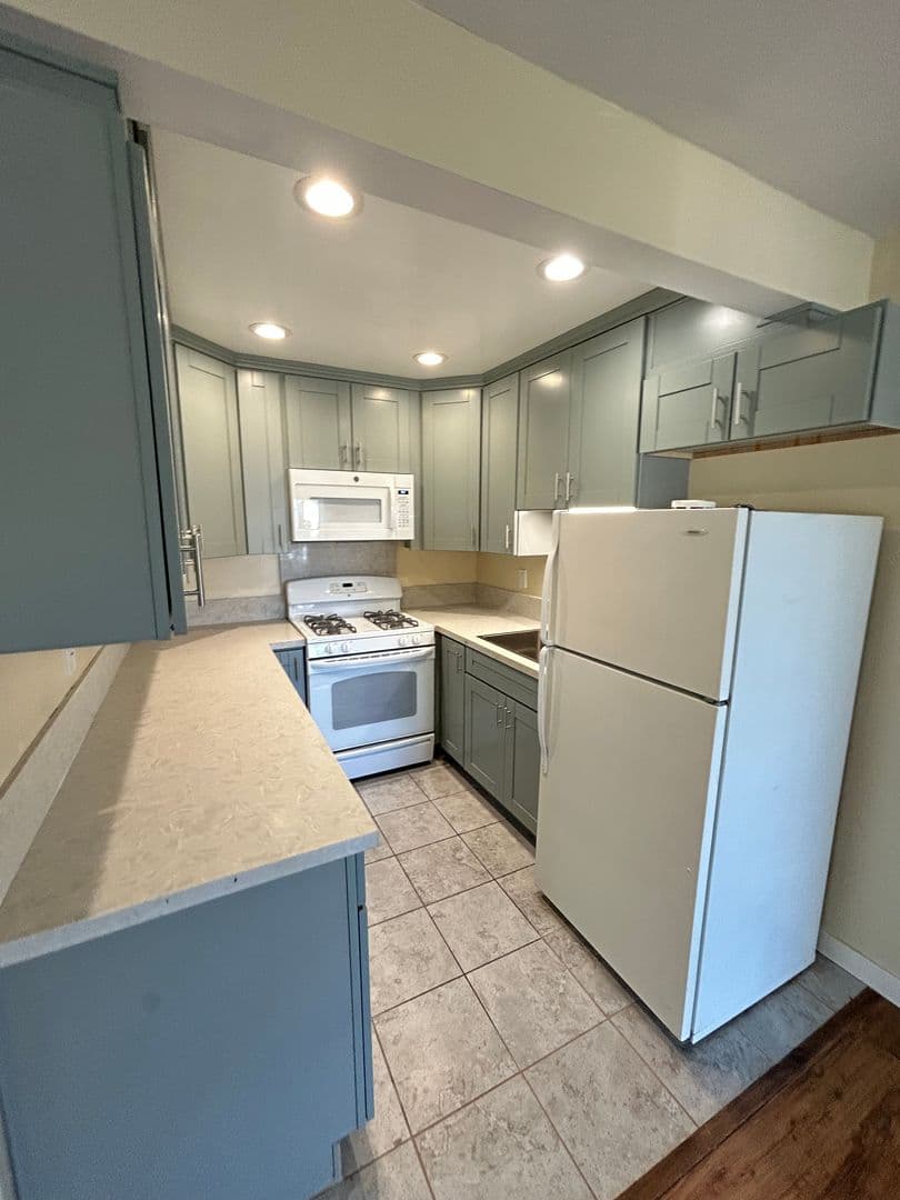 San Diego Apartment: 3751 3rd Avenue