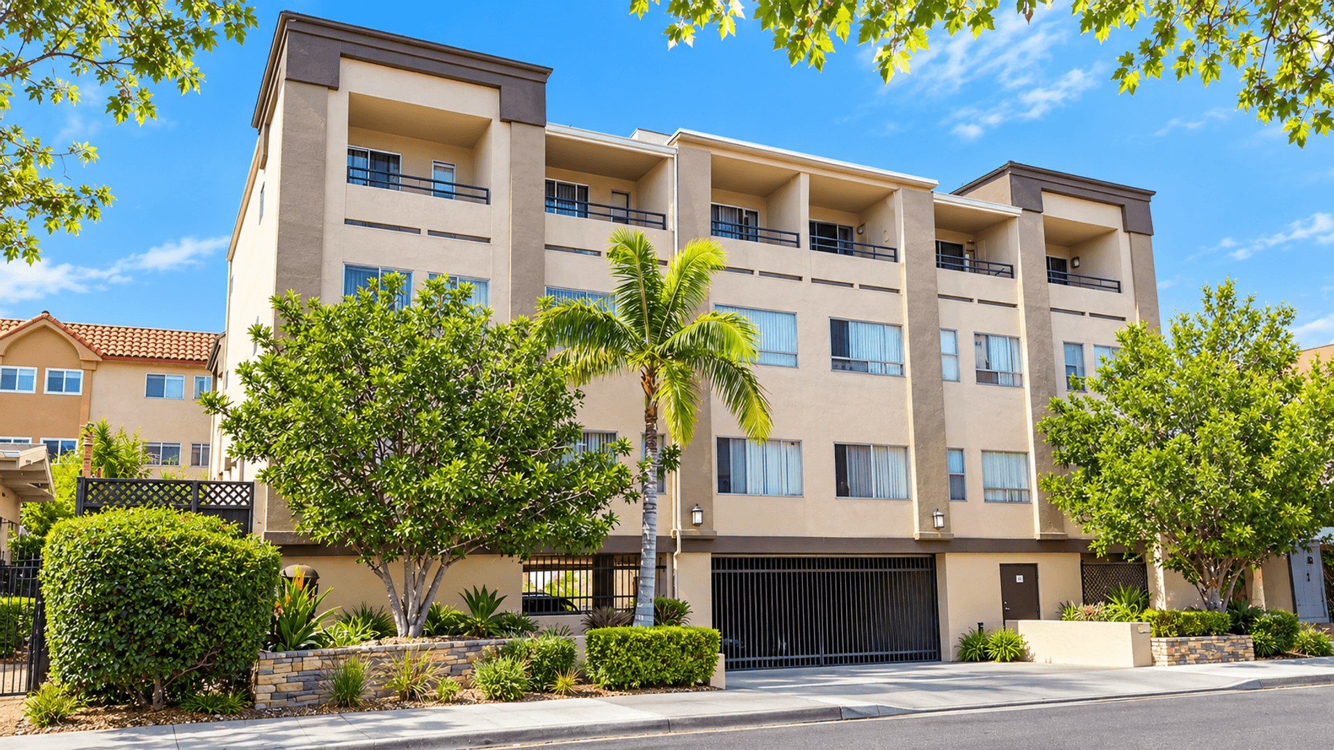 San Diego Apartment: 4110 3rd Avenue