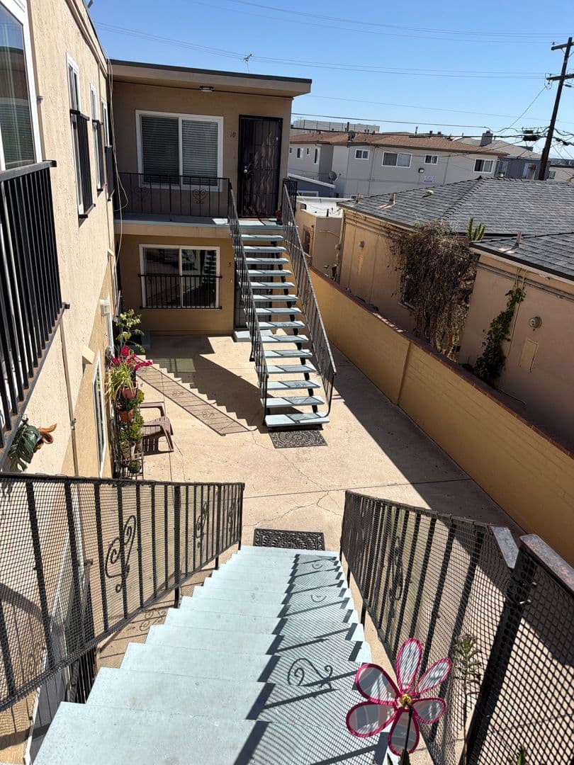 San Diego Apartment: 4049 36th Street