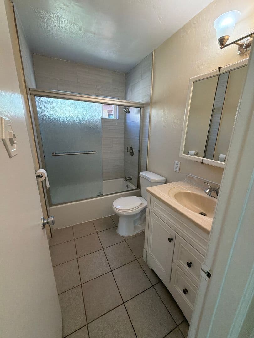 San Diego Apartment: 4049 36th Street