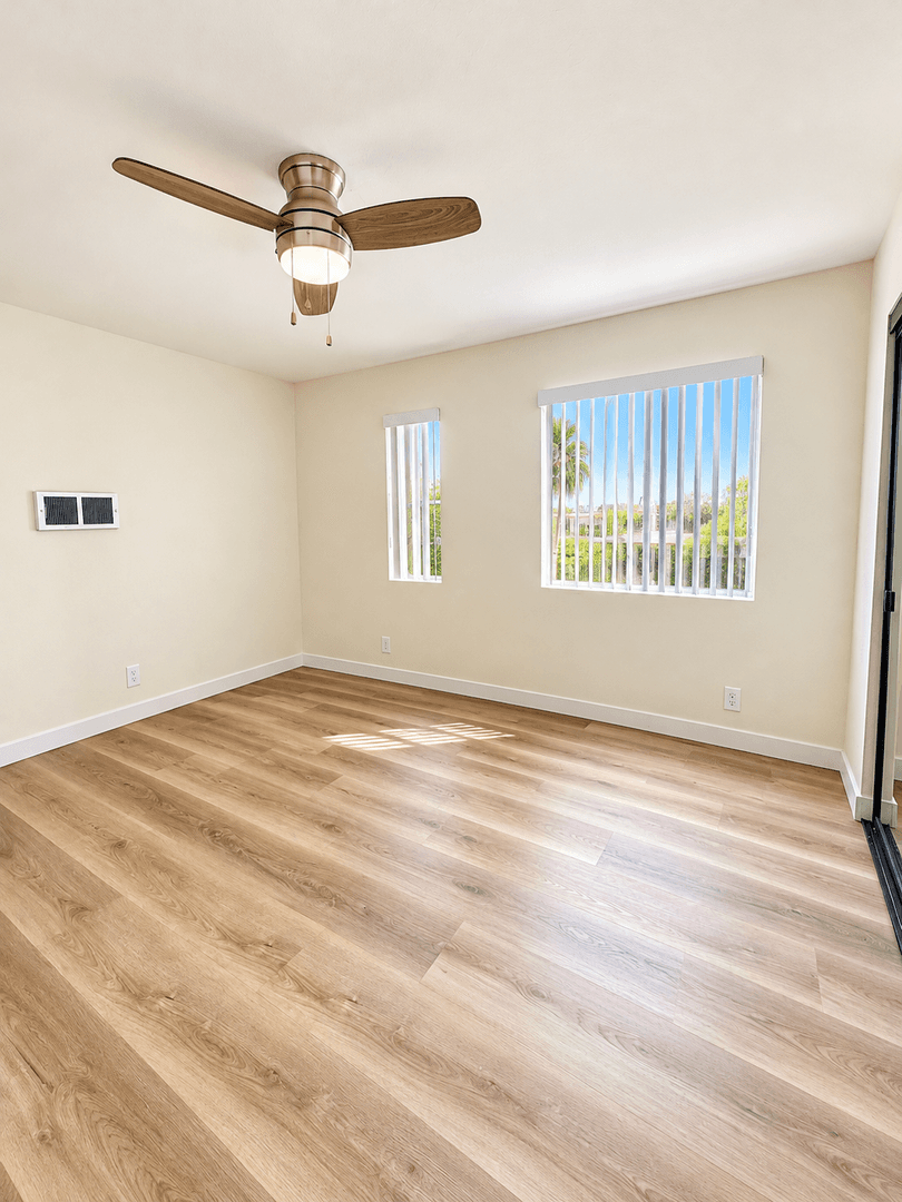 San Diego Apartment: 4110 3rd Avenue