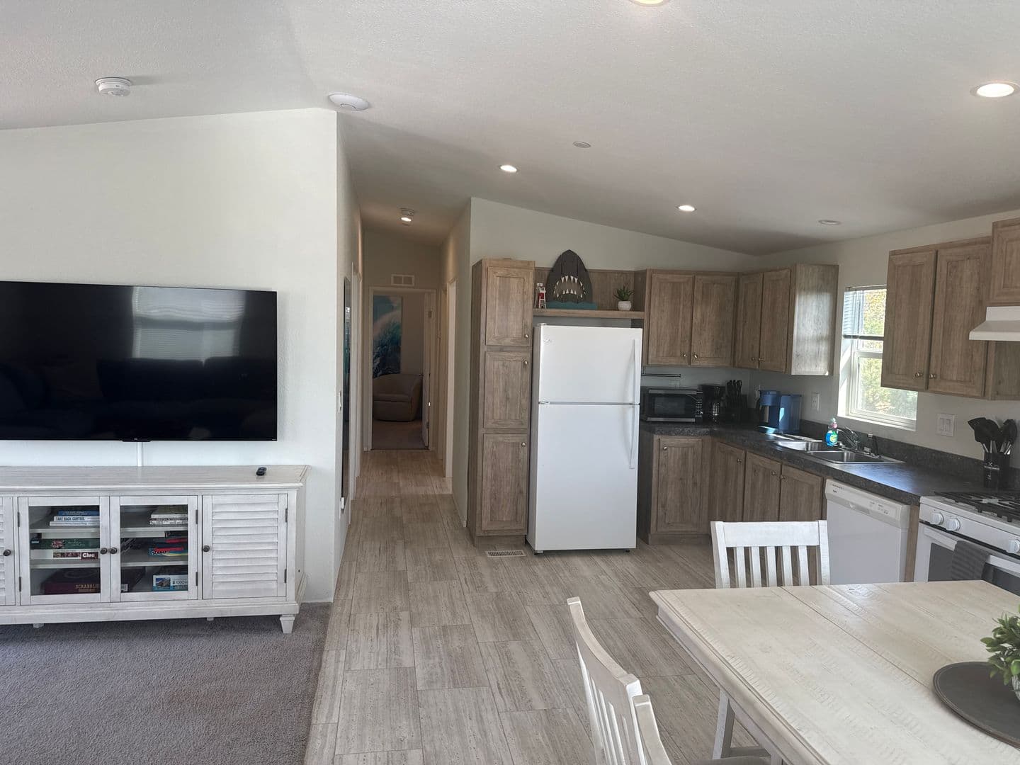 Spring Valley Apartment: 9337-9339 Montemar Drive