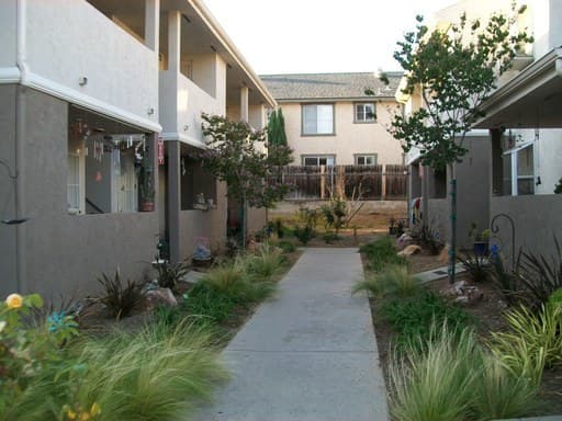 El Cajon Apartment: 960 East Chase Avenue