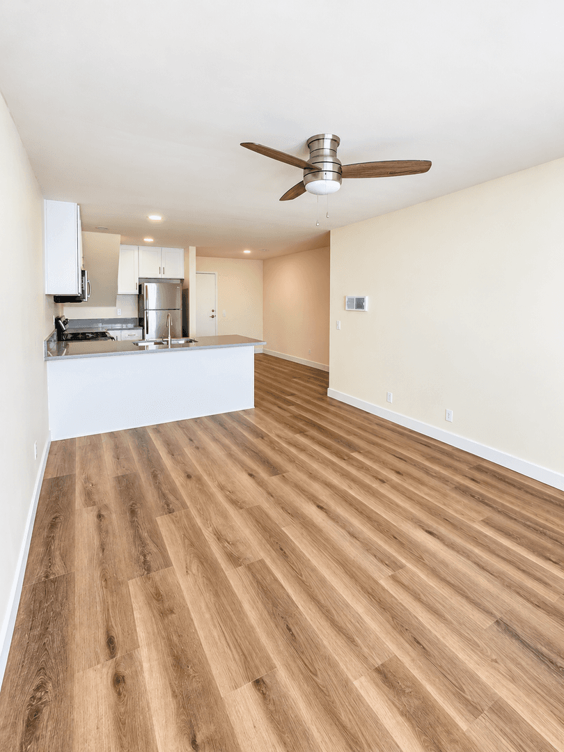 San Diego Apartment: 4110 3rd Avenue