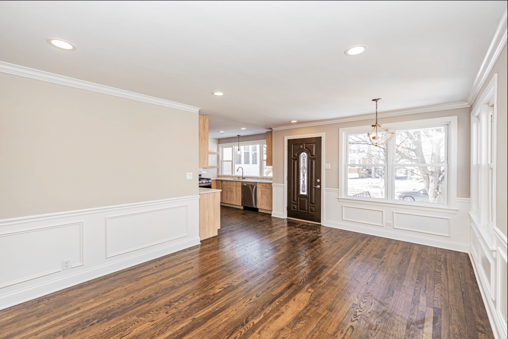 Chicago House: 3035 N Olcott Ave