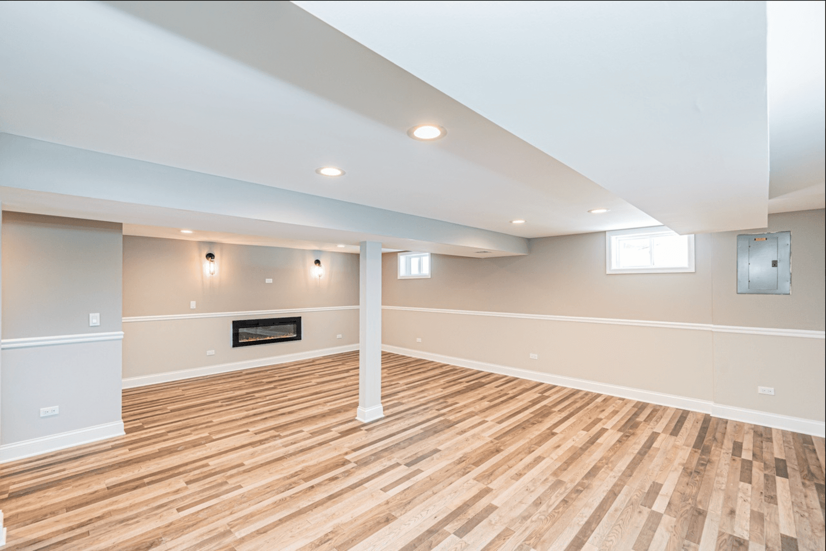 Chicago House: 3035 N Olcott Ave