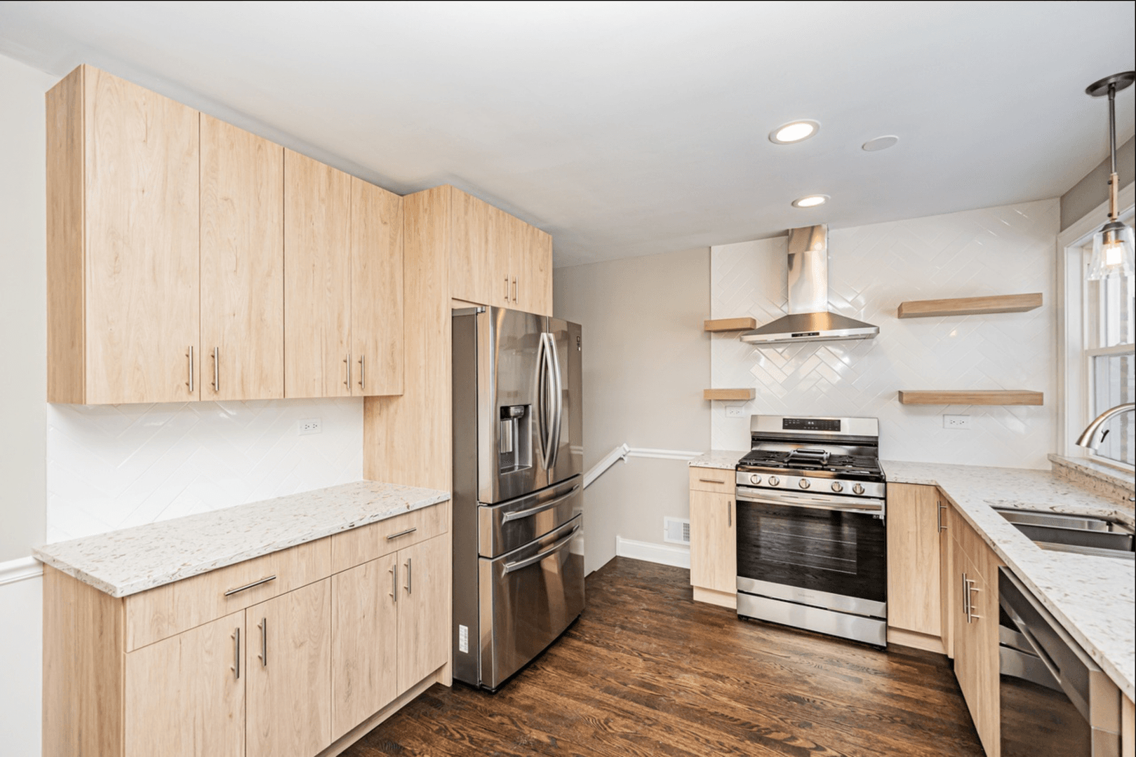 Chicago House: 3035 N Olcott Ave