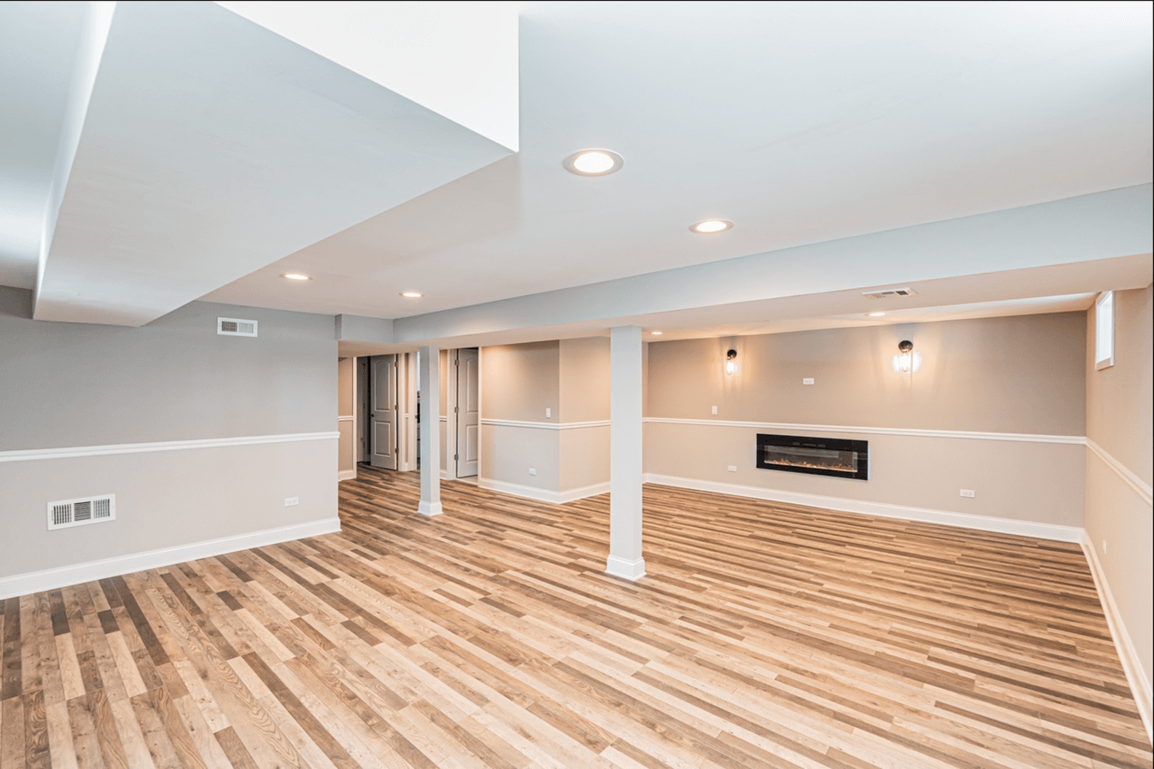 Chicago House: 3035 N Olcott Ave