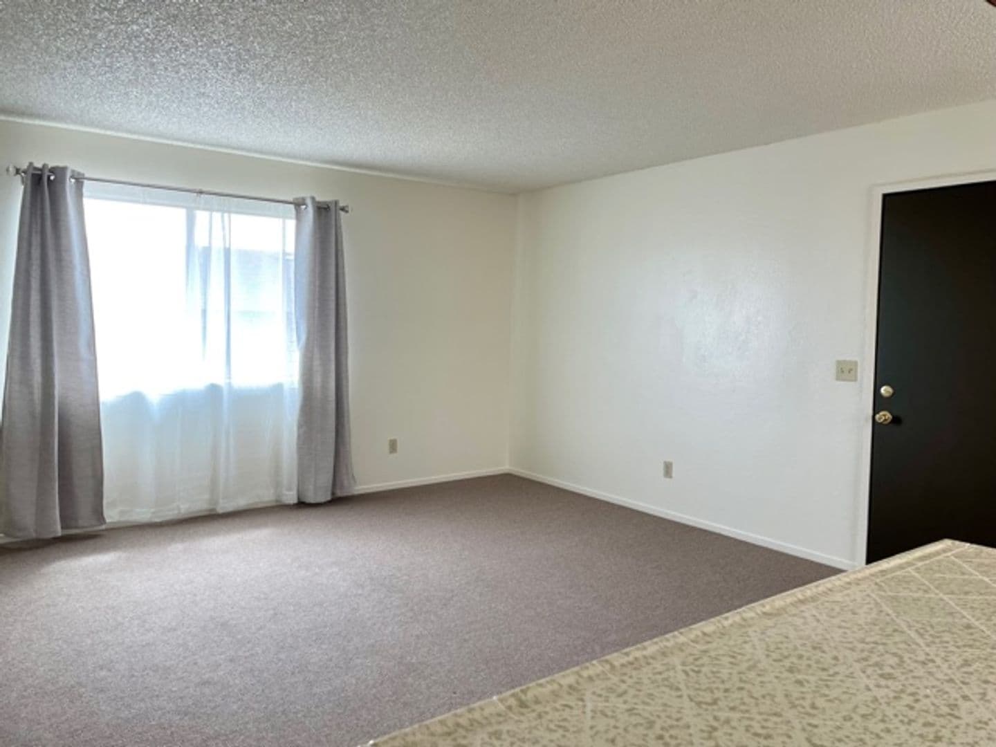 Grover Beach Apartment: 880 S. 10th Street