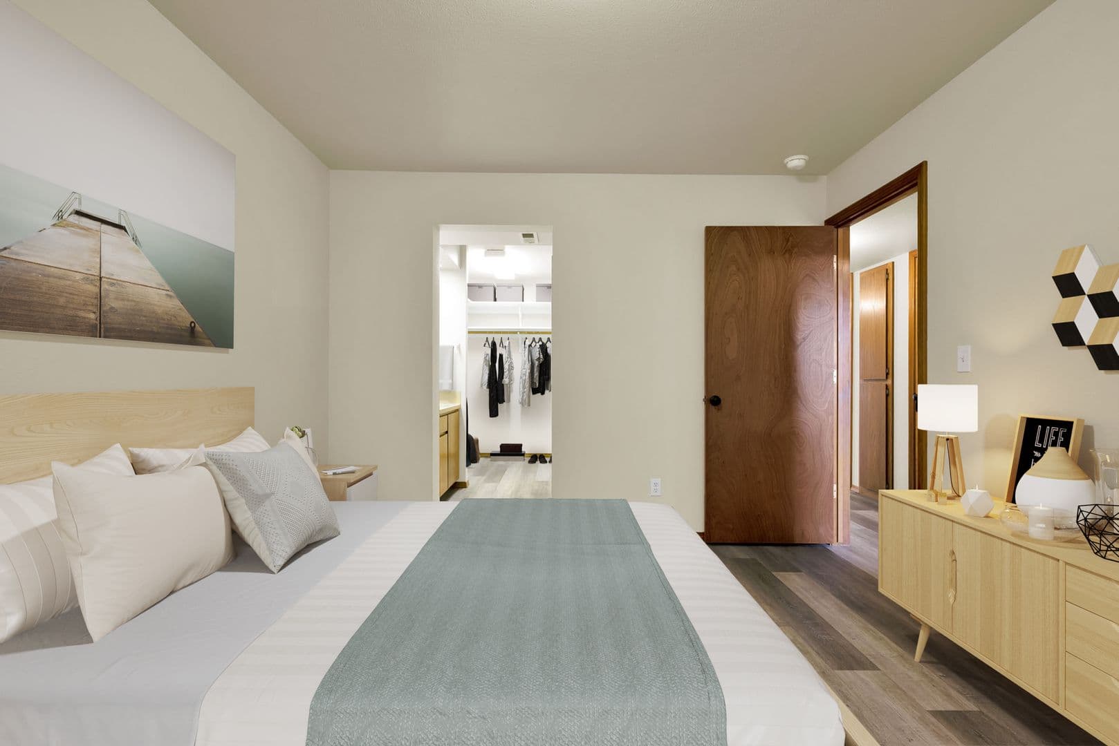 Caldwell Apartment: 1110 S Kimball Ave