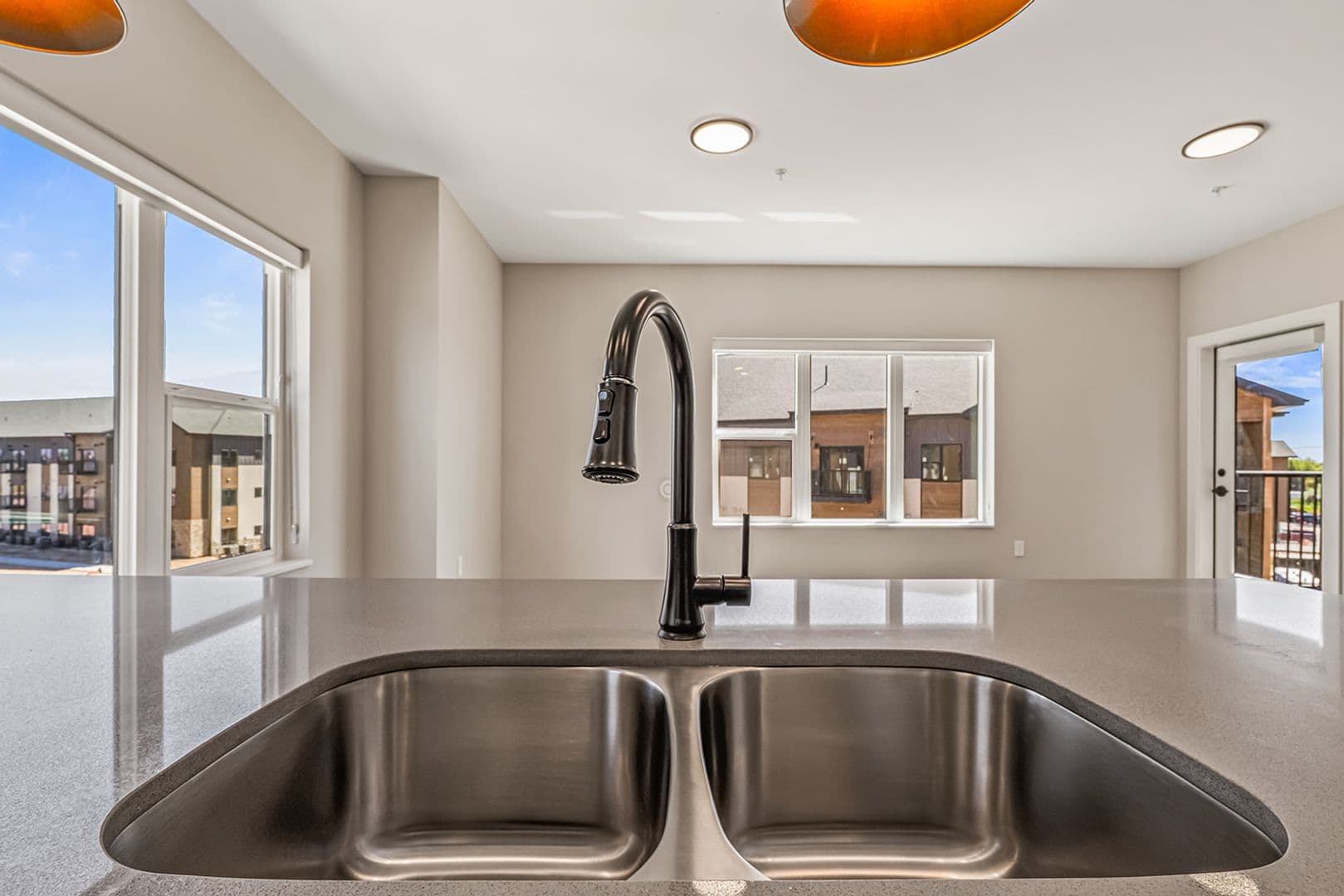 Nampa Apartment: 17051 N Blackmore Ln