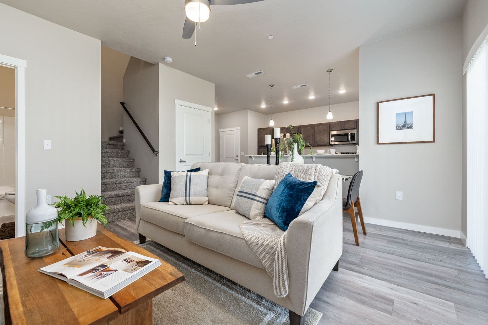 Nampa Townhome: 2491 Sunny Ridge Rd - 102