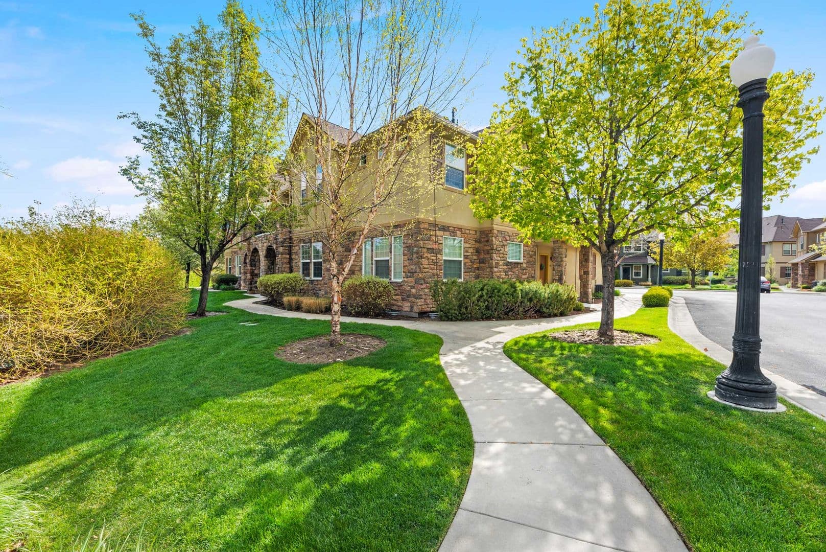 Eagle House: 1152 E Winding Creek