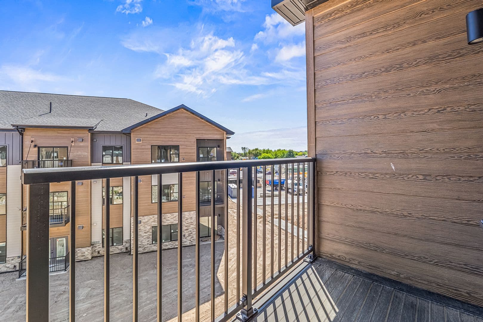 Nampa Apartment: 17051 N Blackmore Ln