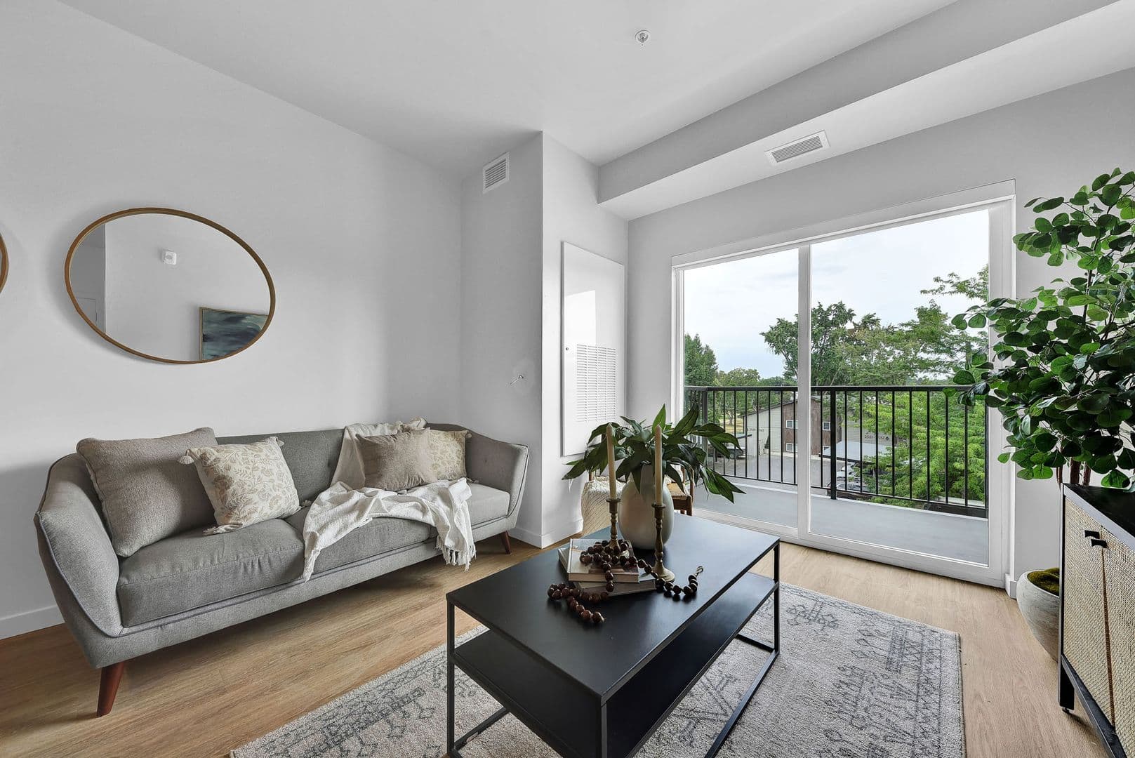 Boise Apartment: 2550 West Targee ST
