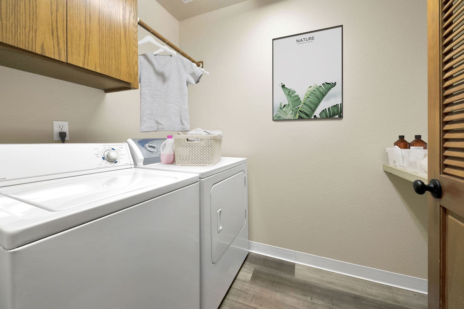 Caldwell Apartment: 1110 S Kimball Ave