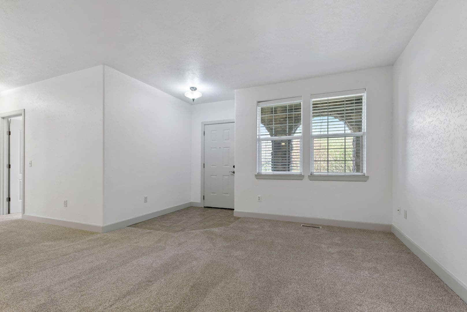 Eagle House: 1152 E Winding Creek