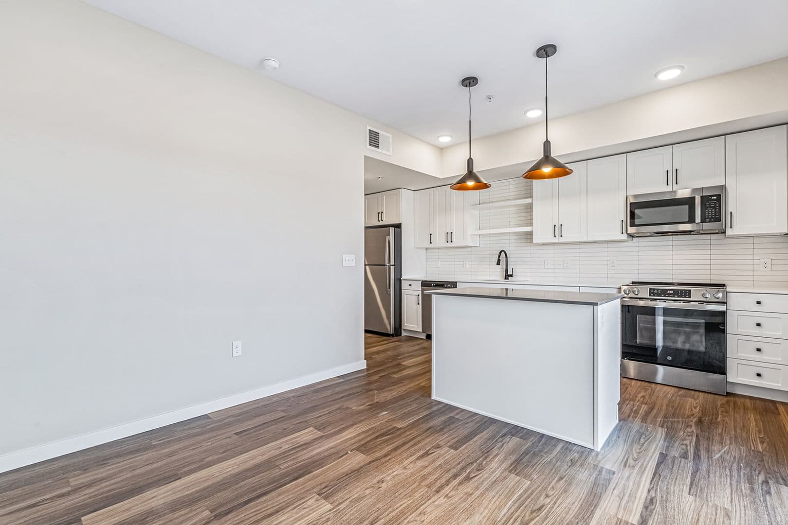 Nampa Apartment: 17051 N Blackmore Ln