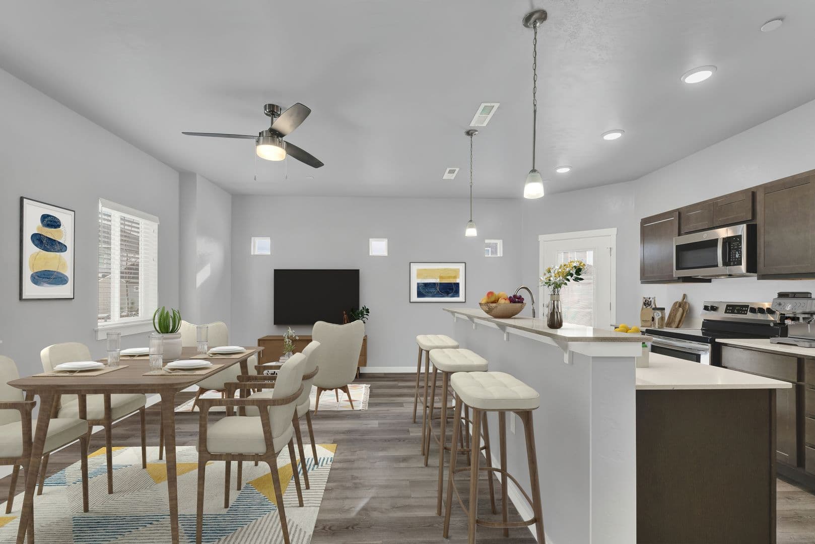 Nampa Townhome: 2601 Sunny Ridge Rd - 103