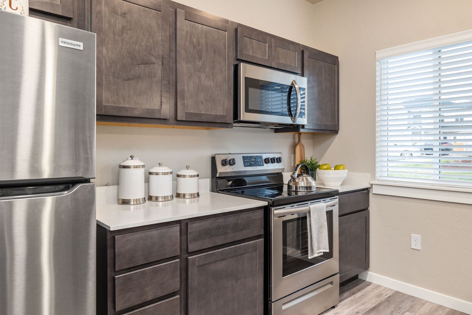 Nampa Townhome: 2491 Sunny Ridge Rd - 102