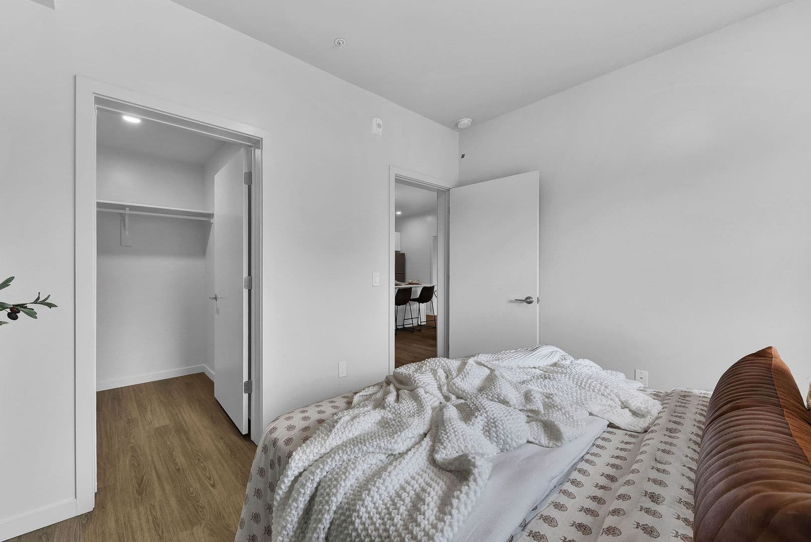 Boise Apartment: 2550 West Targee ST