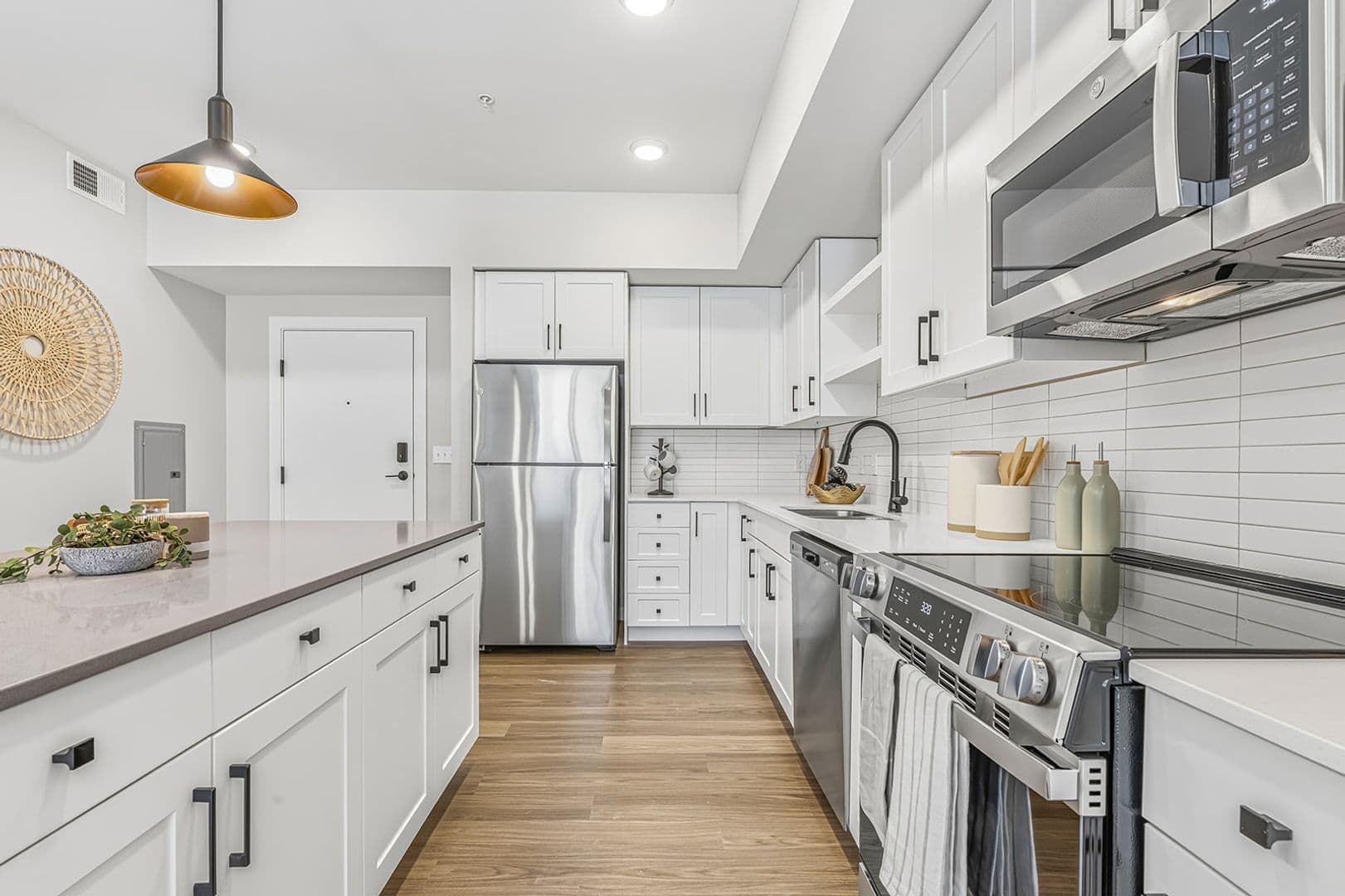 Nampa Apartment: 17051 N Blackmore Ln