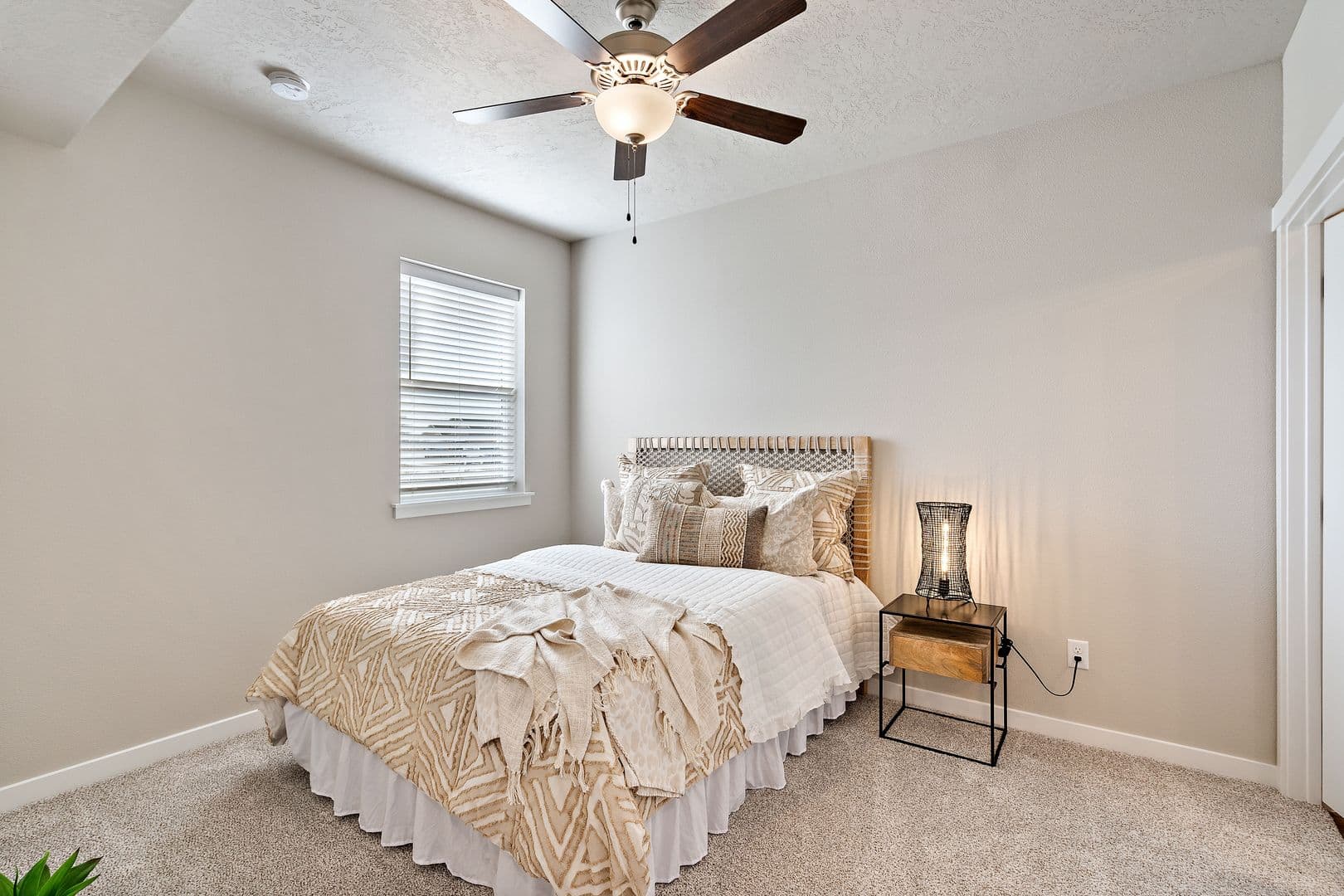 Caldwell Apartment: 10938 Zuma Ln