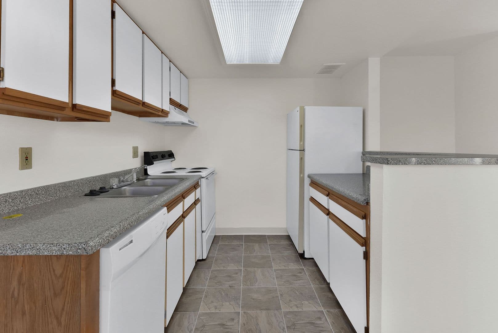 Boise Apartment: 1006 S Hilton ST