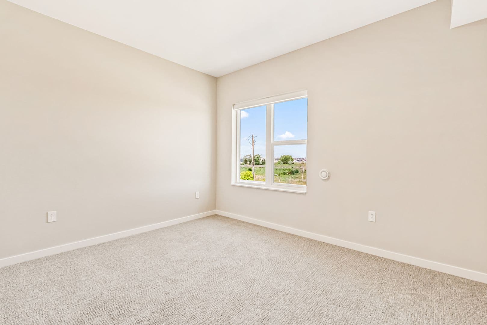 Nampa Apartment: 17051 N Blackmore Ln