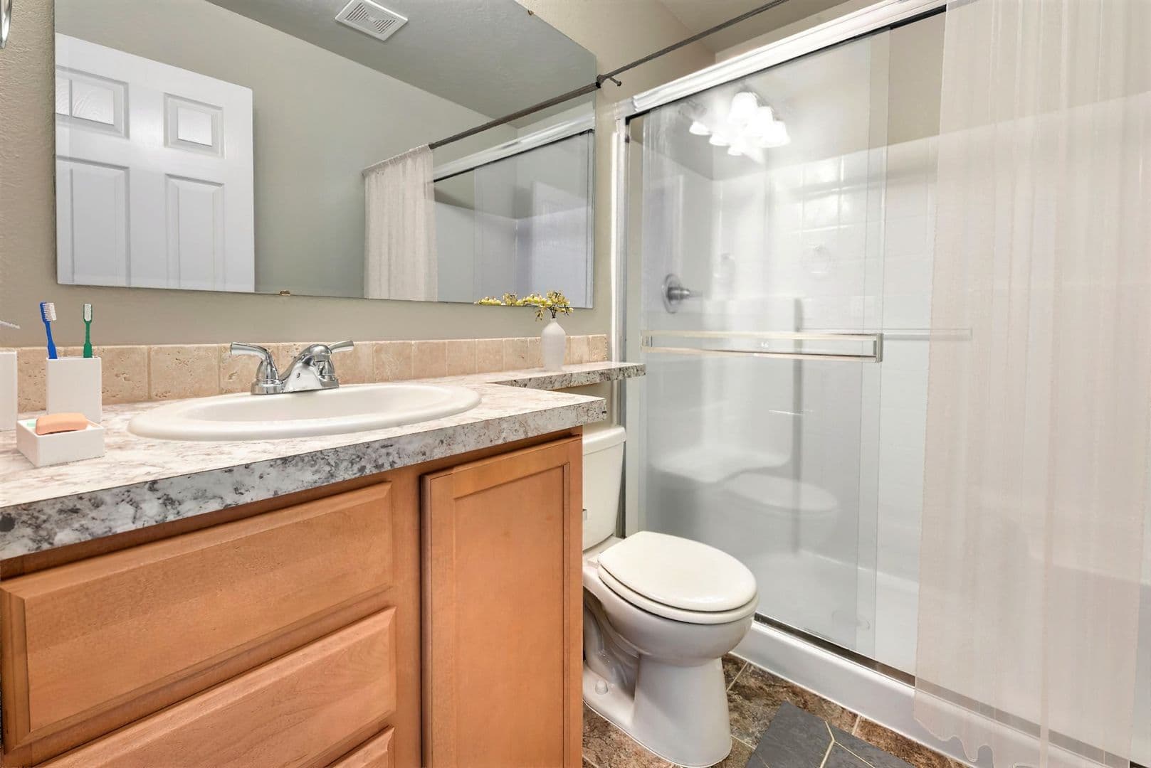 Meridian Apartment: 1288 E Everest Street