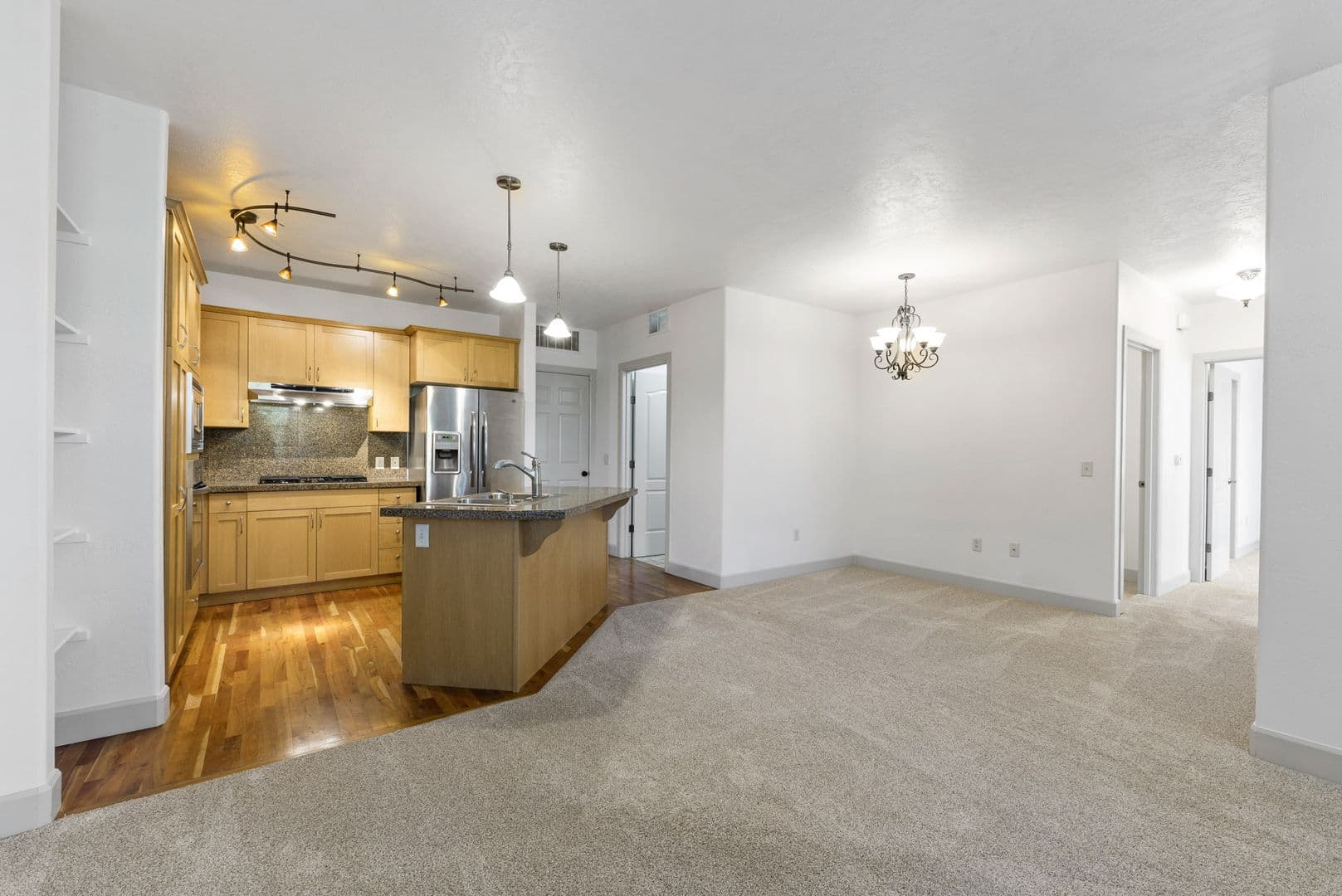 Eagle House: 1152 E Winding Creek