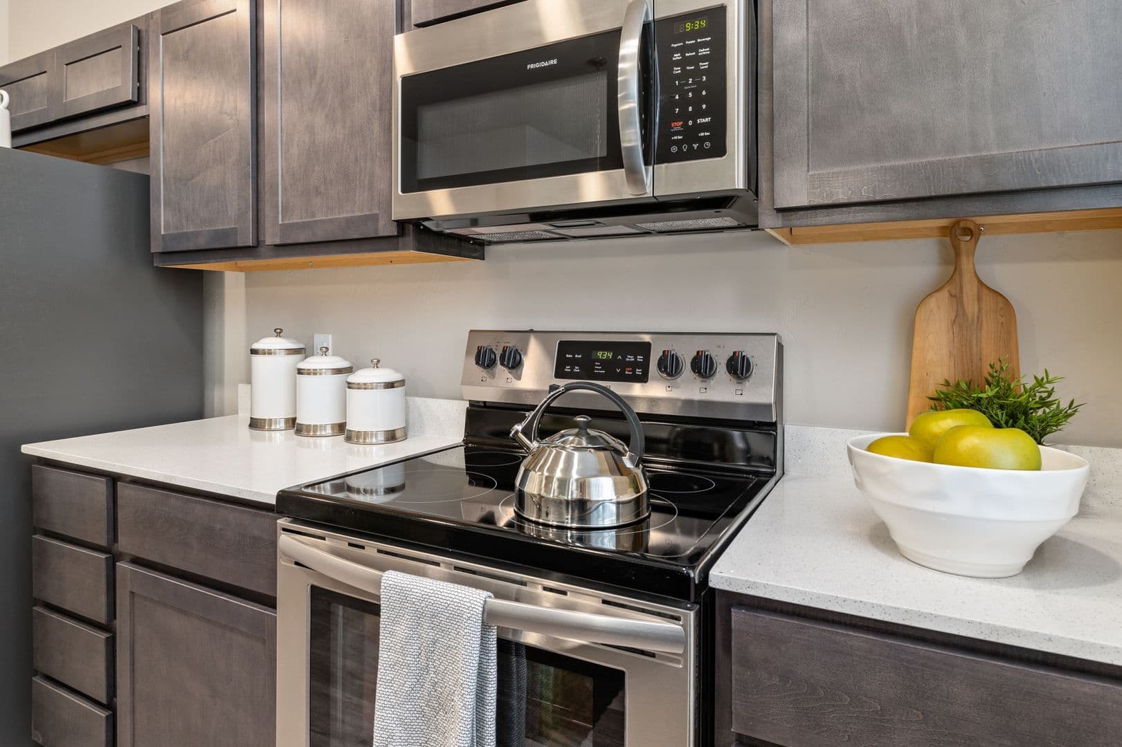Nampa Townhome: 2491 Sunny Ridge Rd - 102