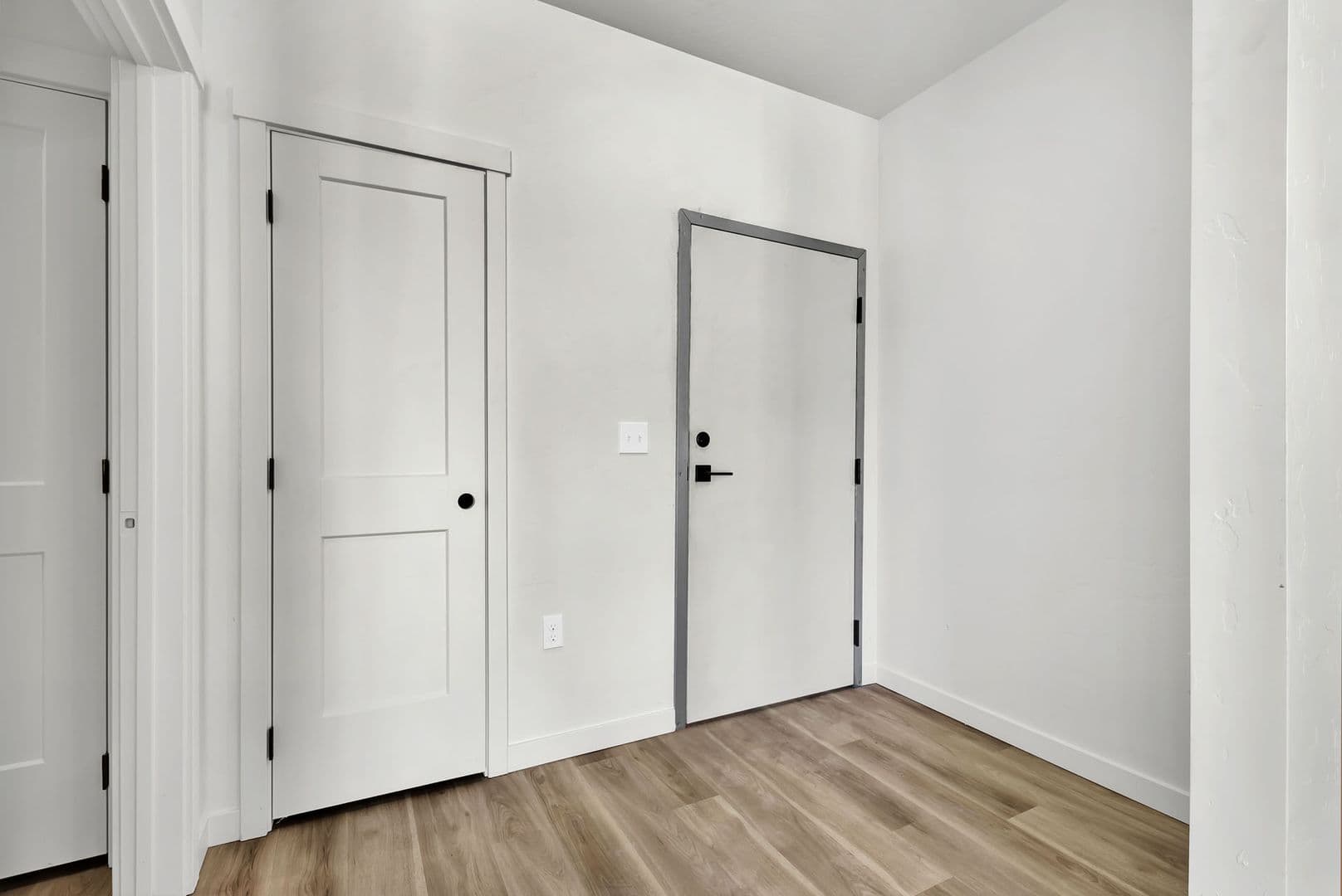 Boise Apartment: 2408-2412 S Broadway Ave