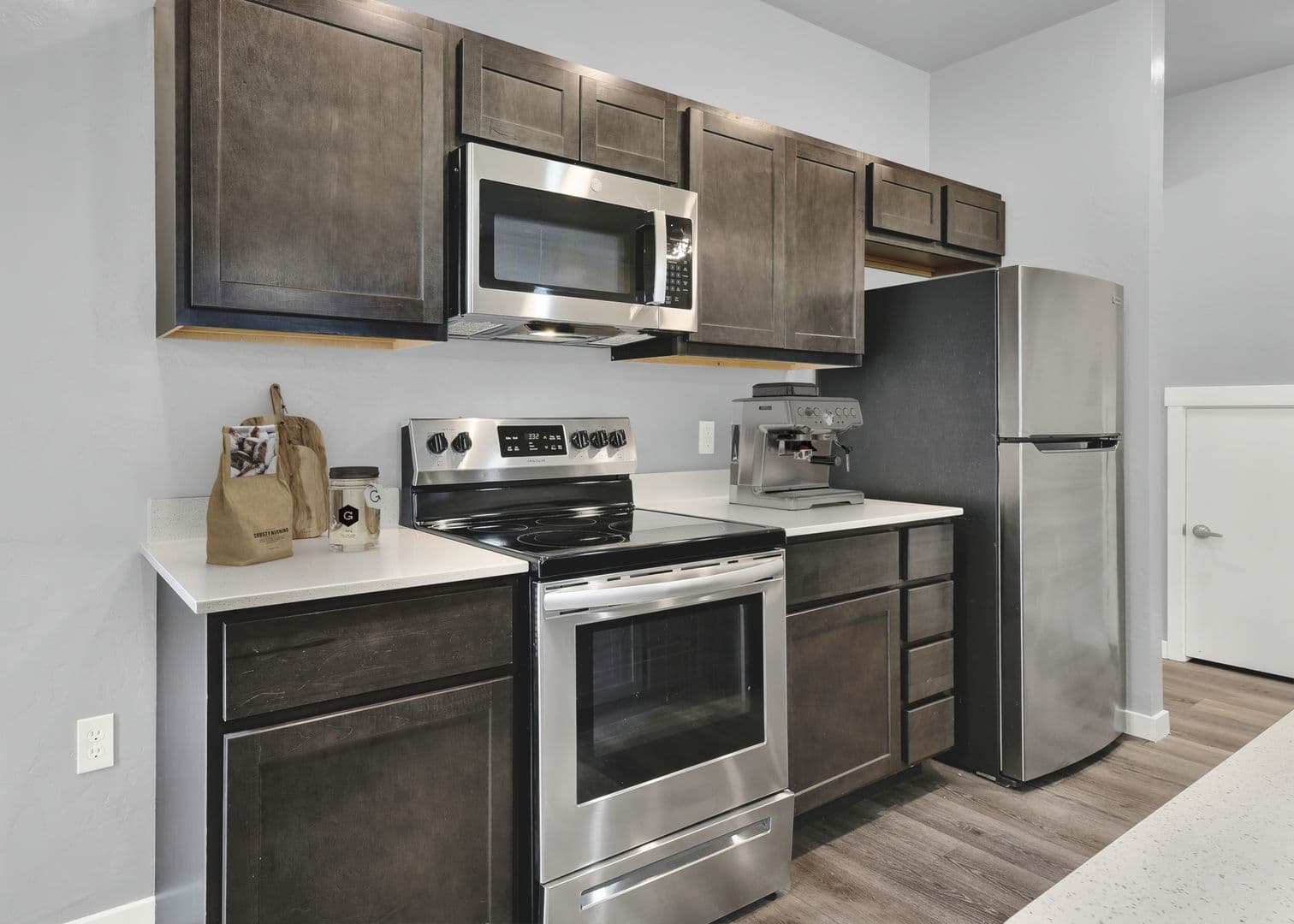 Nampa Townhome: 2601 Sunny Ridge Rd - 103