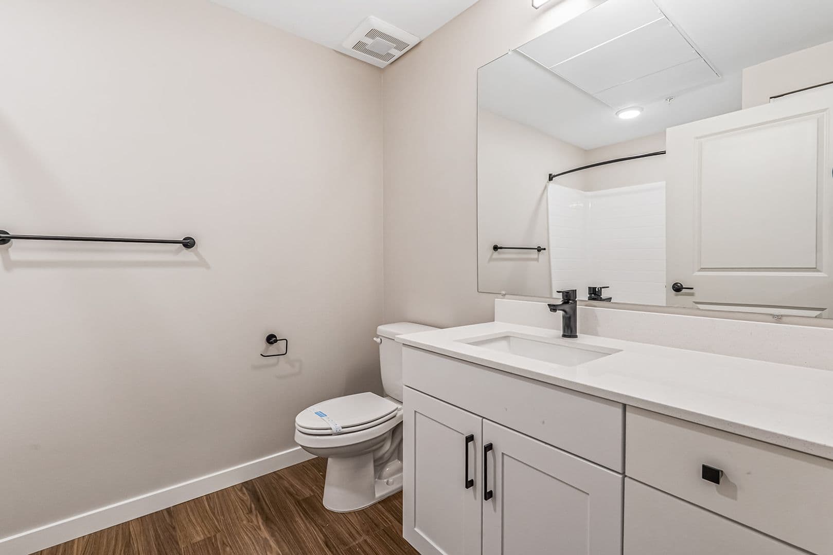 Nampa Apartment: 17051 N Blackmore Ln