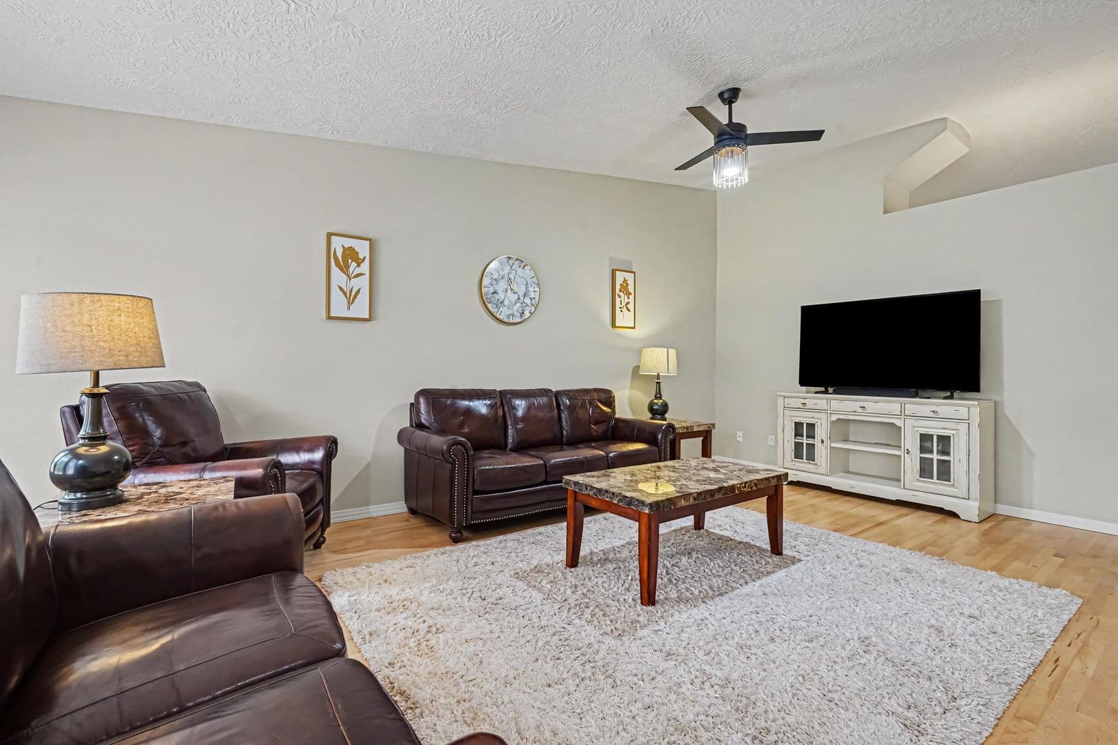 Garden City House: 4023 N Bayou Ln