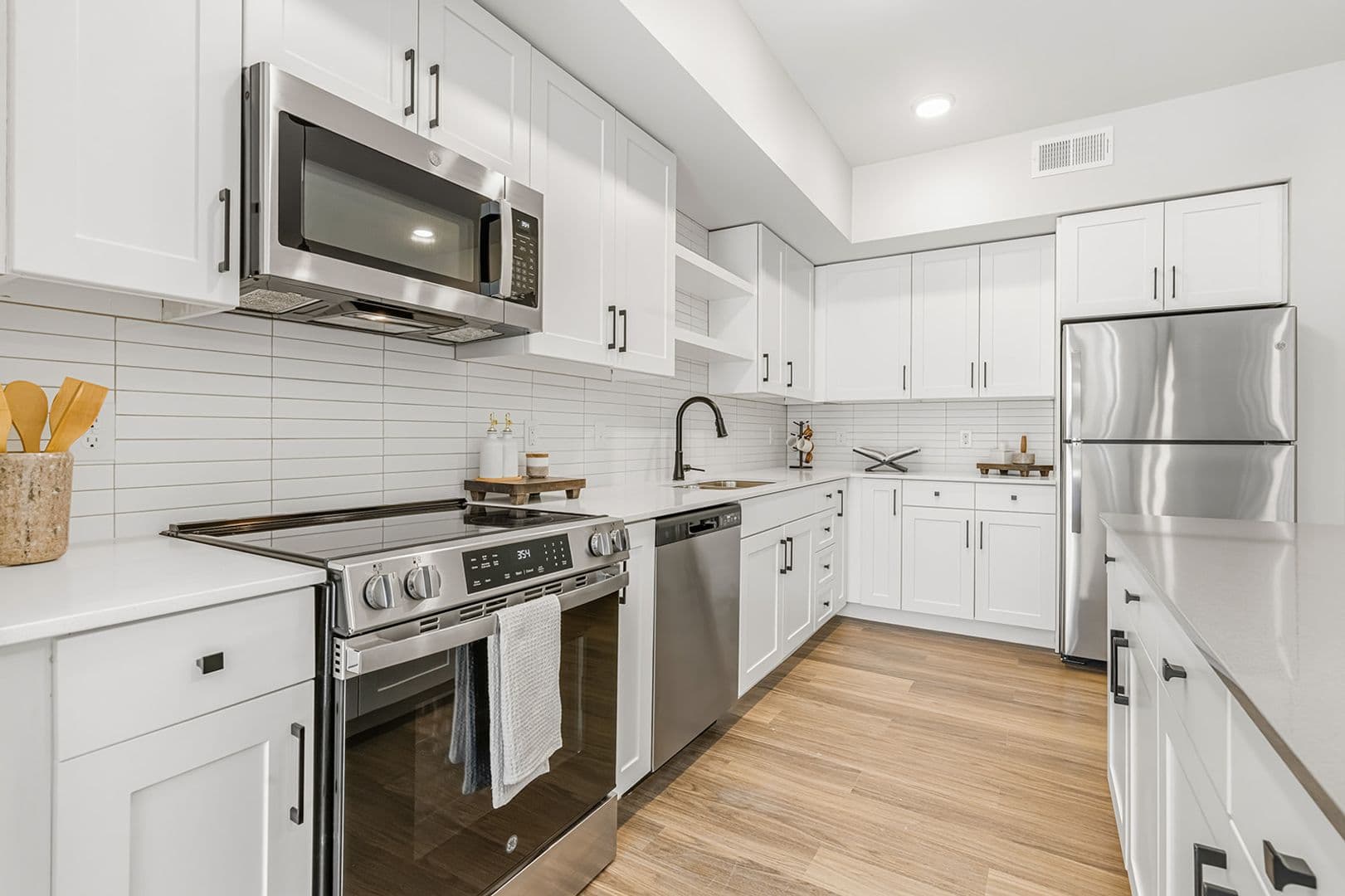 Nampa Apartment: 17051 N Blackmore Ln