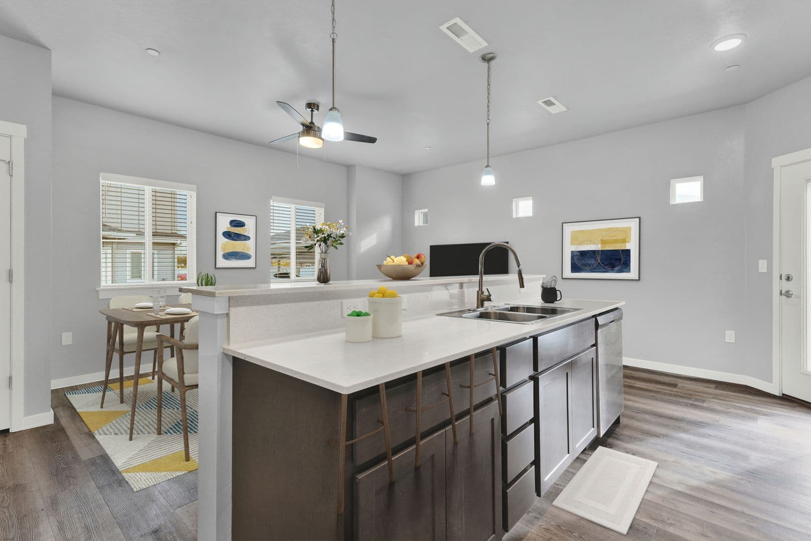 Nampa Townhome: 2601 Sunny Ridge Rd - 103