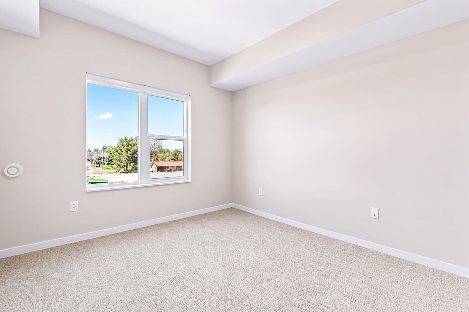 Nampa Apartment: 17051 N Blackmore Ln