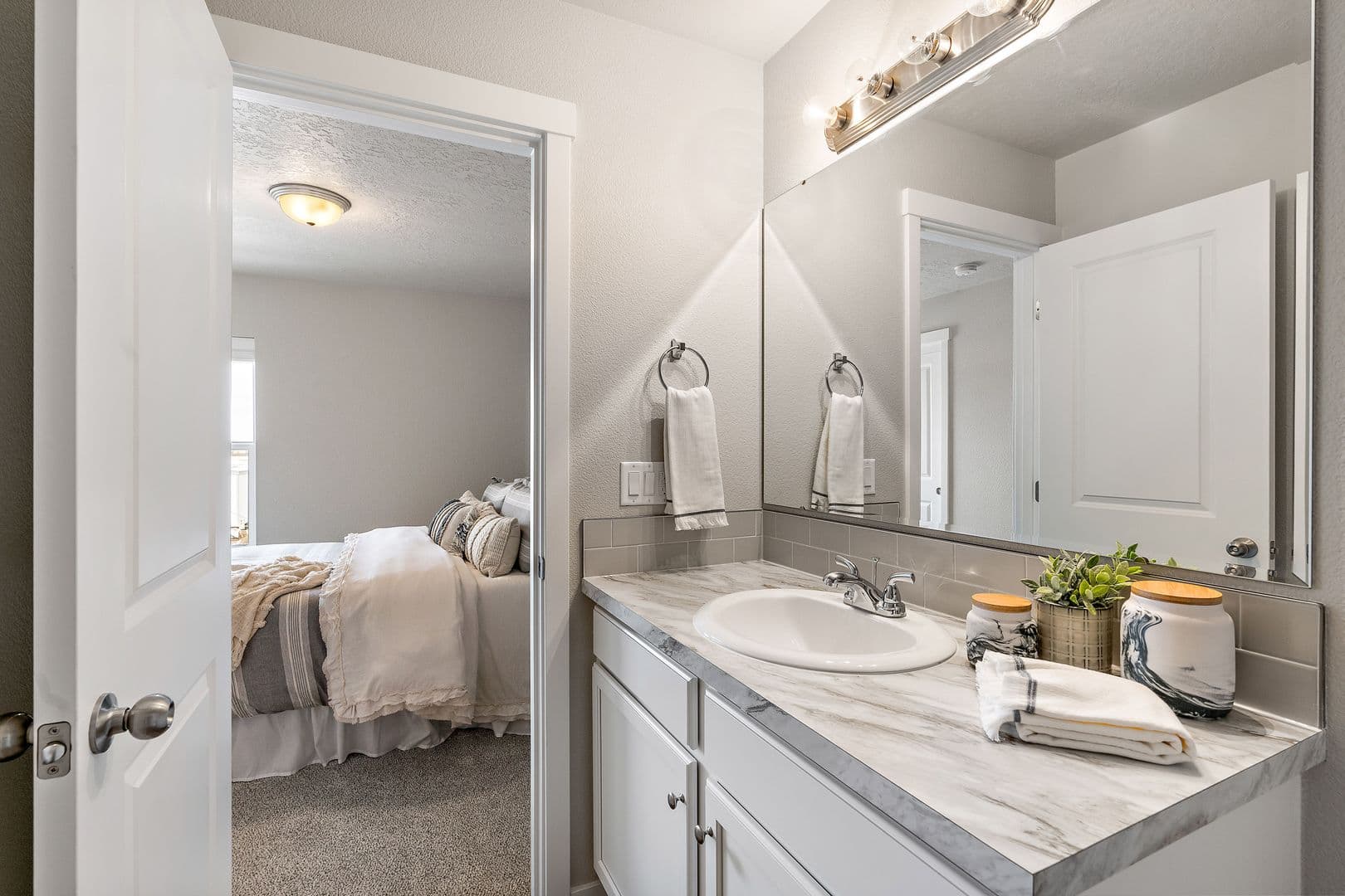 Nampa Apartment: 11107 W Ashburn Lane