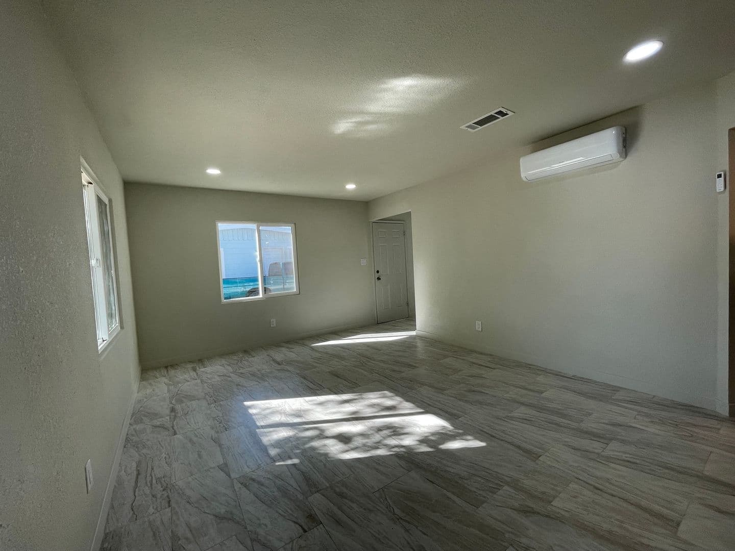 Winters Apartment: 18 Anderson Ave.