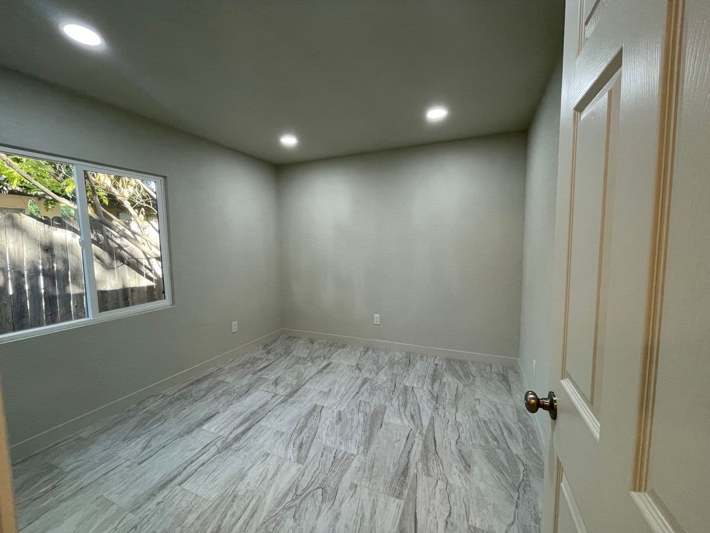 Winters Apartment: 18 Anderson Ave.